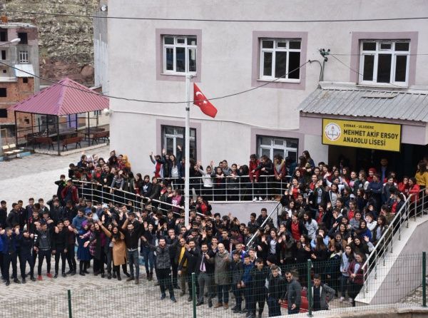 Mehmet Akif Ersoy Anadolu Lisesi Fotoğrafı